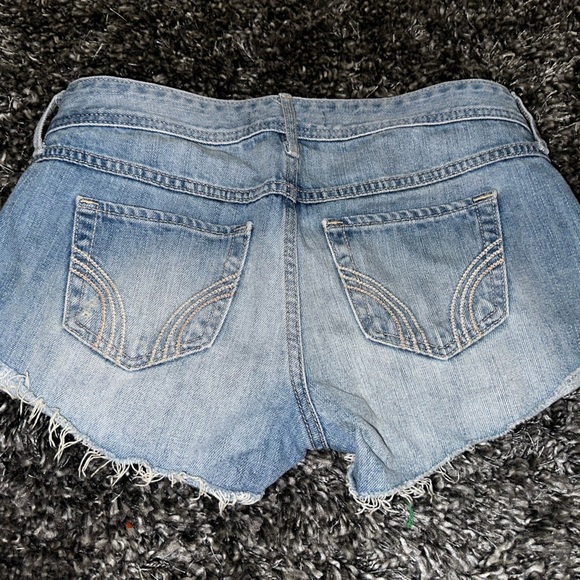 Shorts - Picture 4 of 4